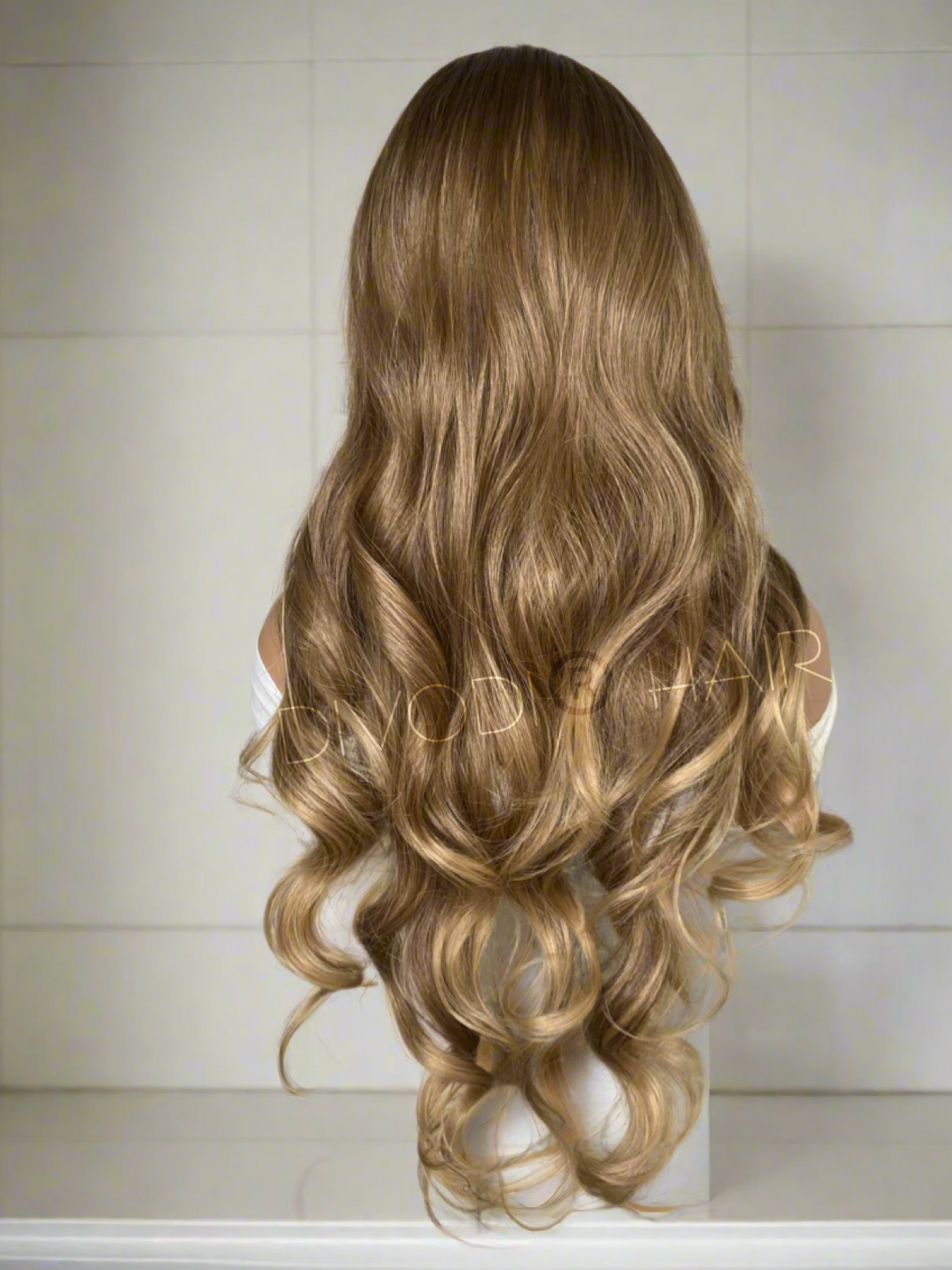 Jane-Brown/Highlights-Futura Fiber (13x3)-Lace Front Wig-Small/Petite