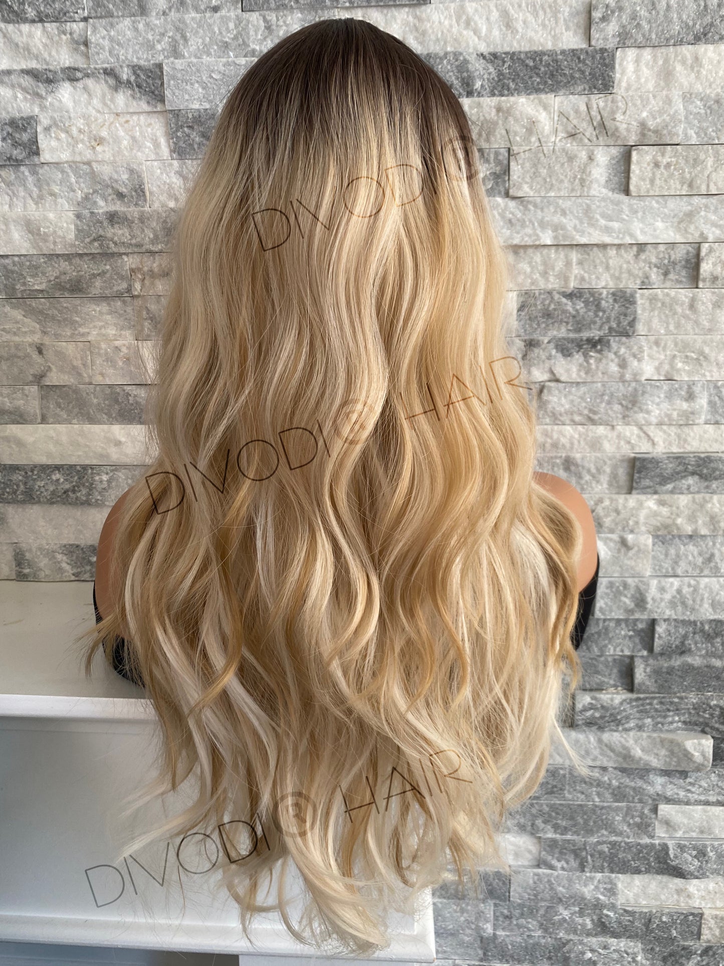 Kelly-Ombre Blonde Non-Lace Wig