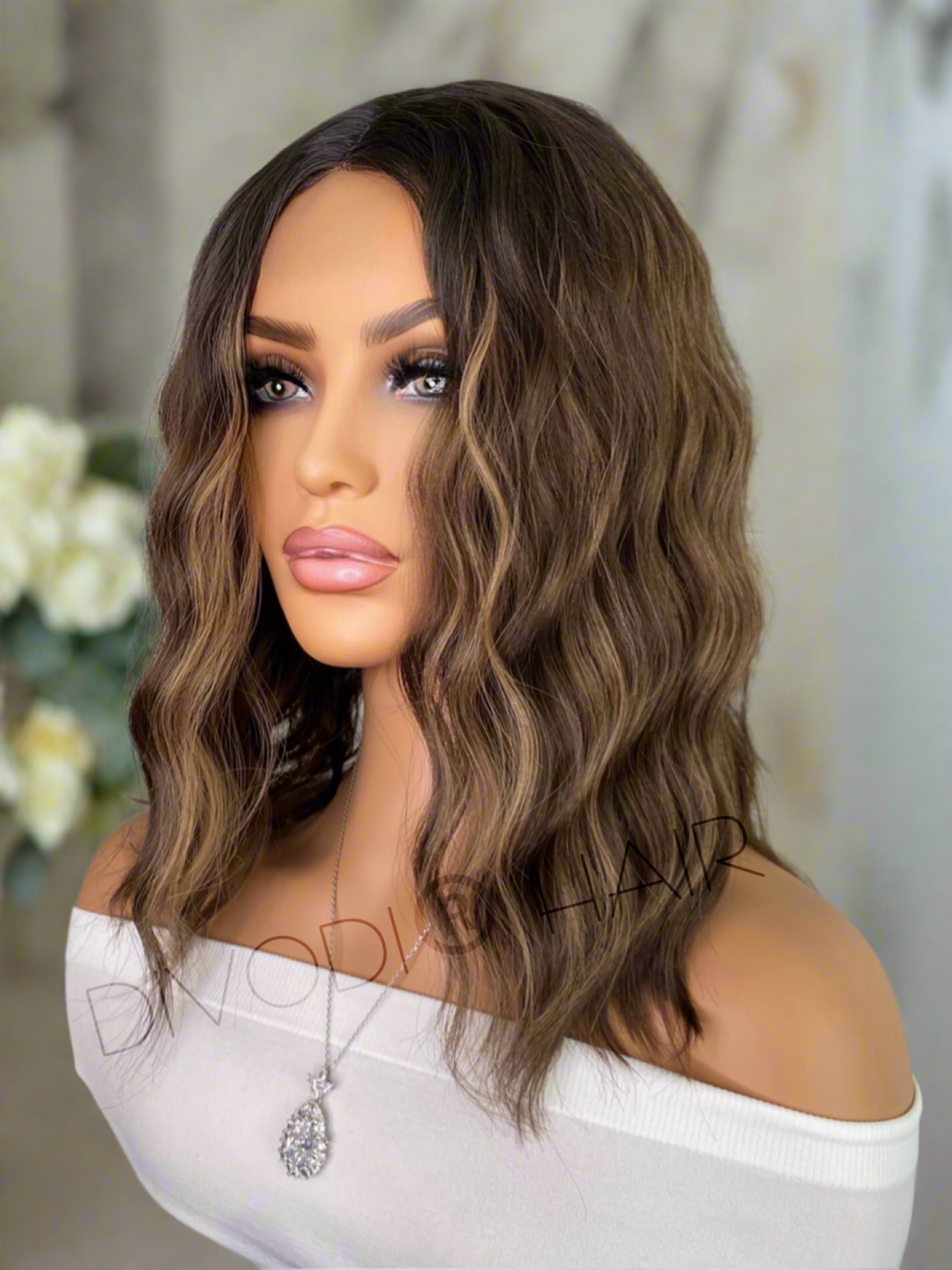 Aurora-Brown/Highlights-Small Lace Front Wig